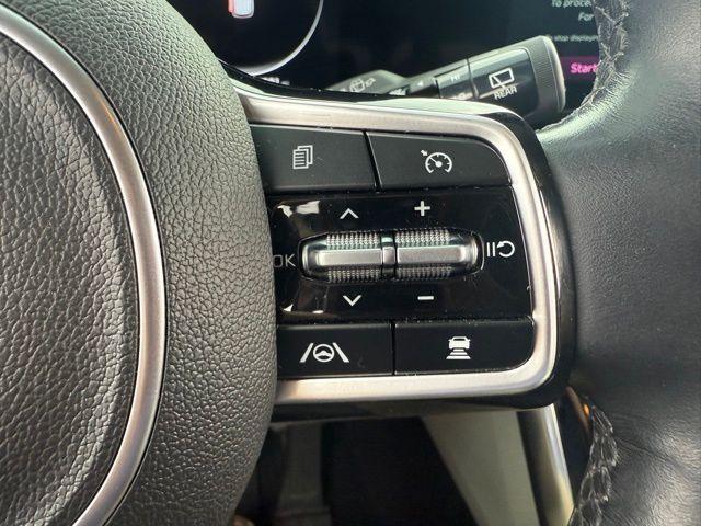 used 2023 Kia Carnival car, priced at $33,843