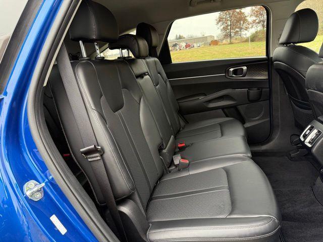 used 2022 Kia Sorento car, priced at $22,463