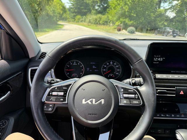 used 2023 Kia Seltos car, priced at $21,482