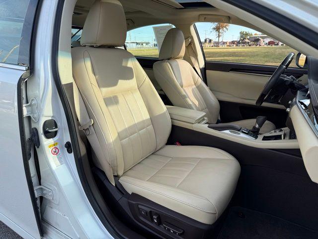 used 2018 Lexus ES 350 car, priced at $23,966