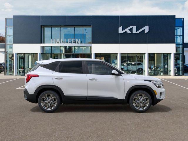 new 2025 Kia Seltos car, priced at $26,670