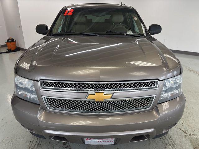 used 2012 Chevrolet Suburban car, priced at $6,000