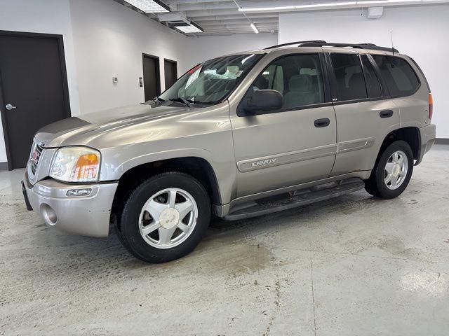 used 2002 GMC Envoy car, priced at $3,750