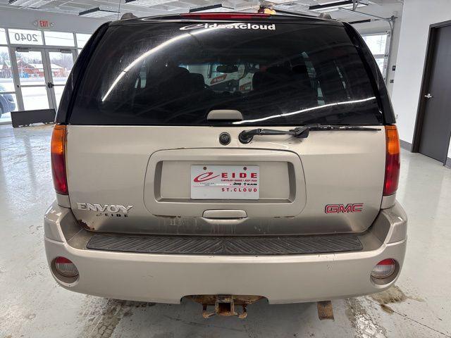 used 2002 GMC Envoy car, priced at $3,750