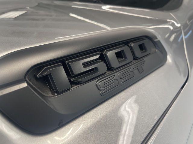 new 2025 Ram 1500 car, priced at $47,405