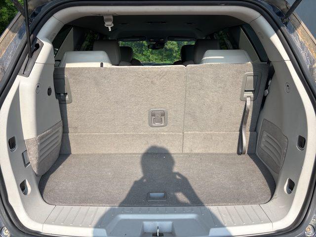 used 2015 Buick Enclave car, priced at $12,000