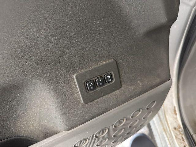 used 2005 Nissan Titan car, priced at $4,000