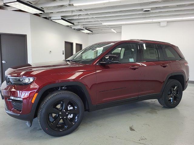 new 2025 Jeep Grand Cherokee car, priced at $46,852