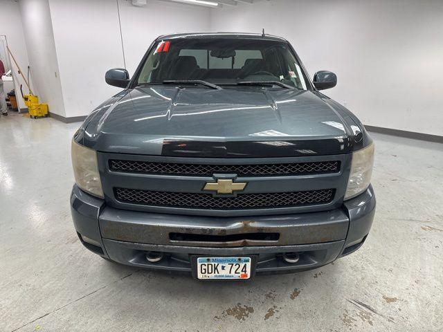 used 2011 Chevrolet Silverado 1500 car, priced at $6,000