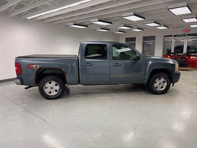 used 2011 Chevrolet Silverado 1500 car, priced at $6,000
