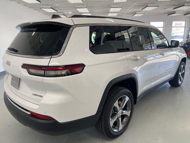 new 2025 Jeep Grand Cherokee L car, priced at $48,571
