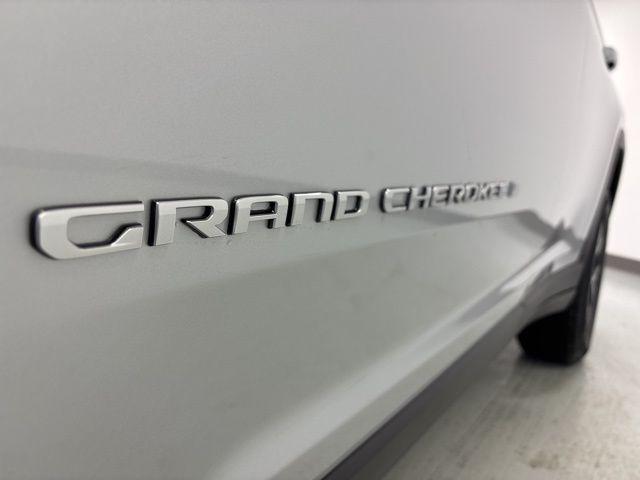 new 2025 Jeep Grand Cherokee car, priced at $41,428