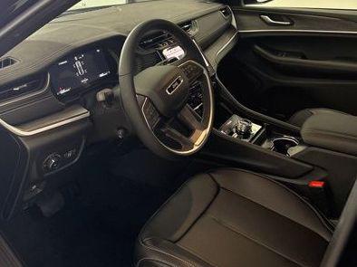 new 2025 Jeep Grand Cherokee car, priced at $46,560
