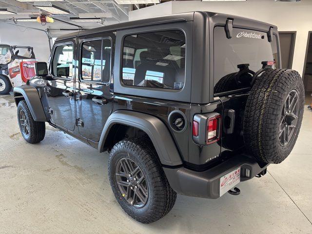 new 2025 Jeep Wrangler car, priced at $46,266