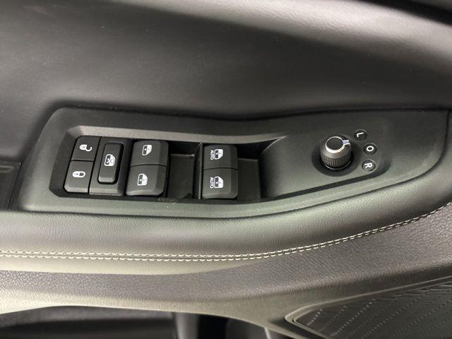 new 2025 Jeep Grand Cherokee car, priced at $37,340