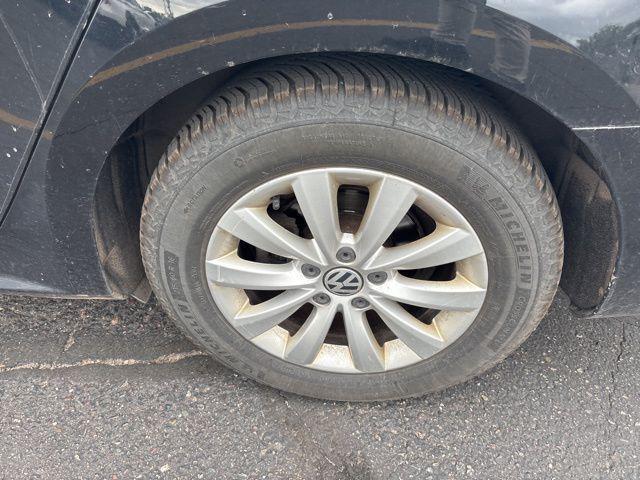 used 2014 Volkswagen Passat car, priced at $6,000