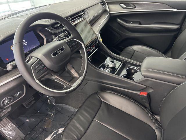 new 2025 Jeep Grand Cherokee L car, priced at $49,148