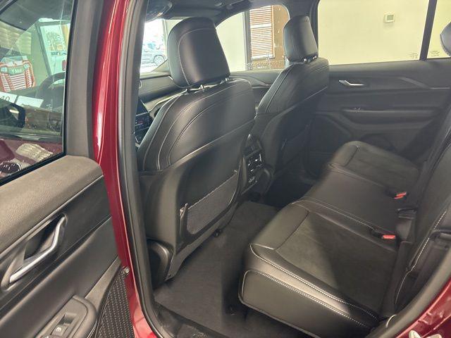 used 2025 Jeep Grand Cherokee car, priced at $39,000