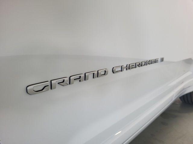 new 2025 Jeep Grand Cherokee car, priced at $54,260