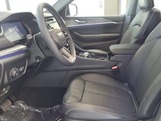 new 2025 Jeep Grand Cherokee car, priced at $54,260
