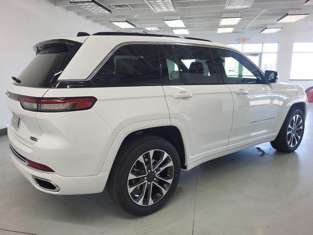 new 2025 Jeep Grand Cherokee car, priced at $54,260