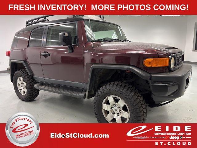 used 2007 Toyota FJ Cruiser car, priced at $14,000