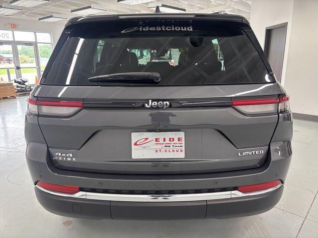 used 2022 Jeep Grand Cherokee car, priced at $31,500