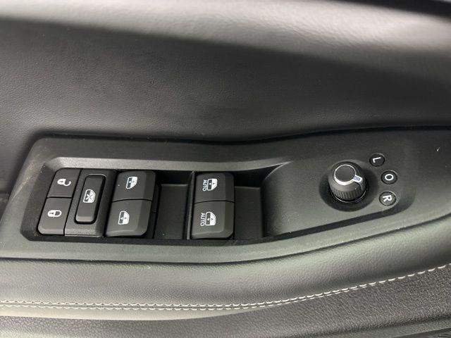 new 2025 Jeep Grand Cherokee car, priced at $41,346