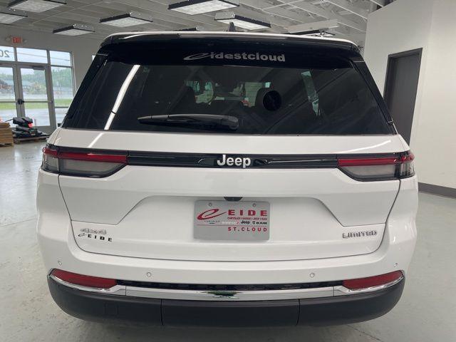 new 2025 Jeep Grand Cherokee car, priced at $38,732