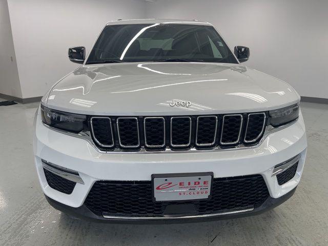new 2025 Jeep Grand Cherokee car, priced at $38,732