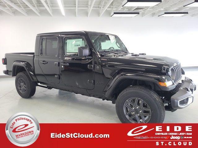 new 2025 Jeep Gladiator car, priced at $42,687