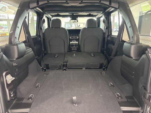 new 2025 Jeep Wrangler car, priced at $48,424