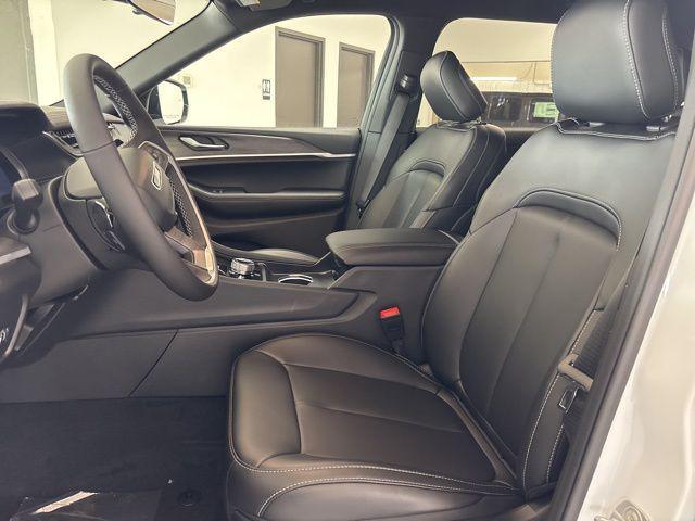 new 2025 Jeep Grand Cherokee L car, priced at $44,059