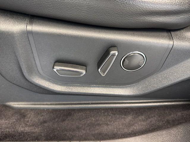 used 2016 Ford F-150 car, priced at $20,000