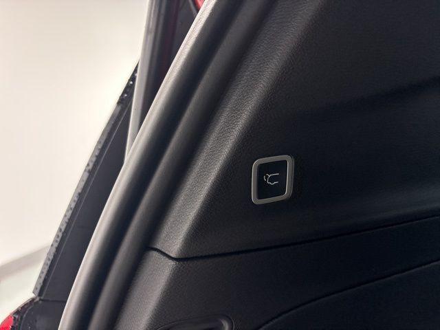 new 2026 Chrysler Pacifica car, priced at $46,126