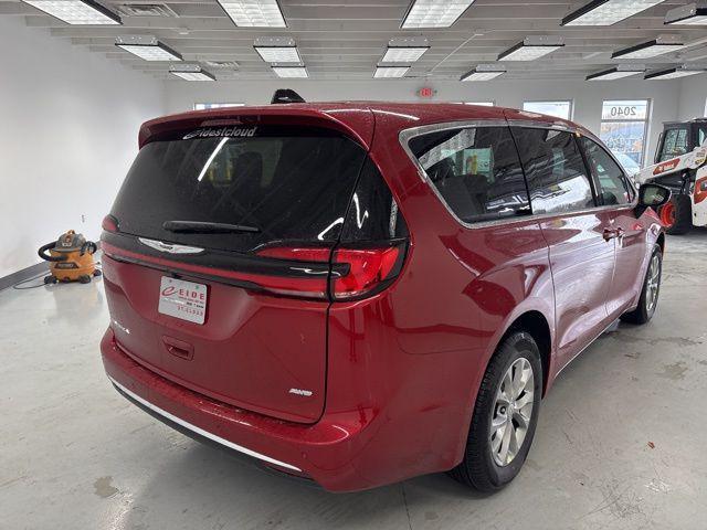 new 2026 Chrysler Pacifica car, priced at $44,376