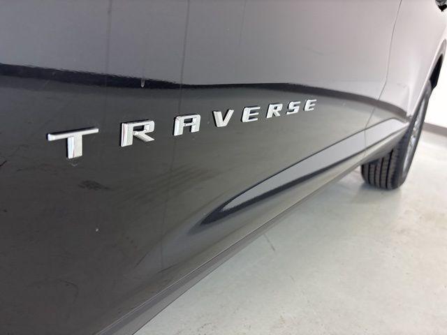 used 2024 Chevrolet Traverse car, priced at $39,000