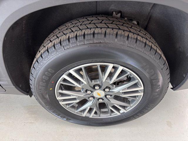 used 2024 Chevrolet Traverse car, priced at $39,000
