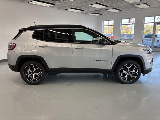 new 2025 Jeep Compass car, priced at $30,875