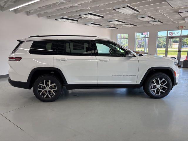 new 2025 Jeep Grand Cherokee L car, priced at $43,208