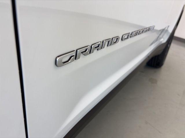 new 2025 Jeep Grand Cherokee L car, priced at $43,208