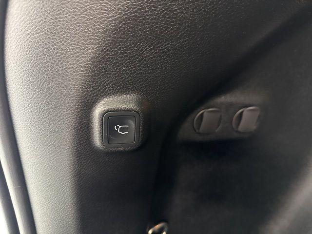 used 2022 Jeep Cherokee car, priced at $28,000