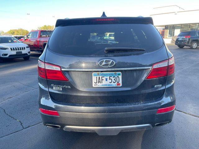 used 2015 Hyundai Santa Fe car, priced at $6,000