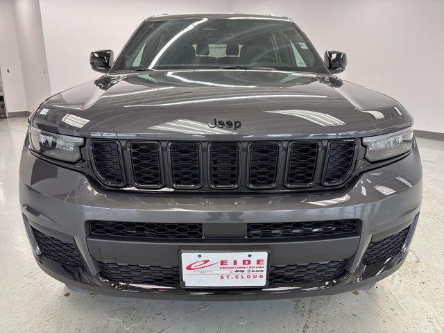 new 2025 Jeep Grand Cherokee L car, priced at $43,623