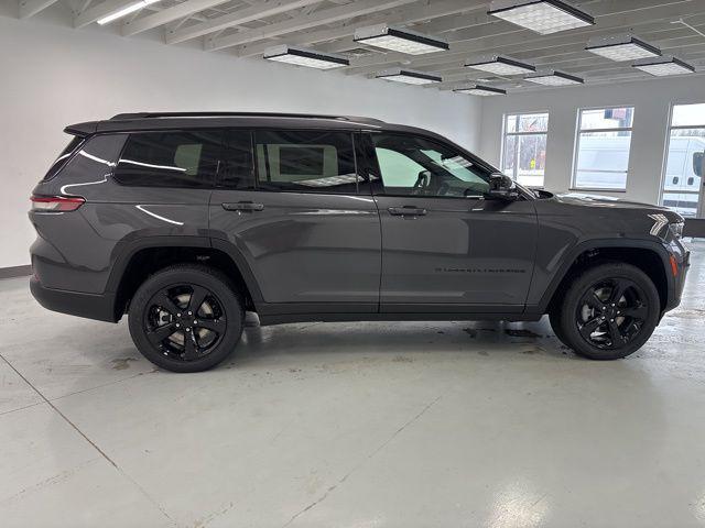 new 2025 Jeep Grand Cherokee L car, priced at $43,623