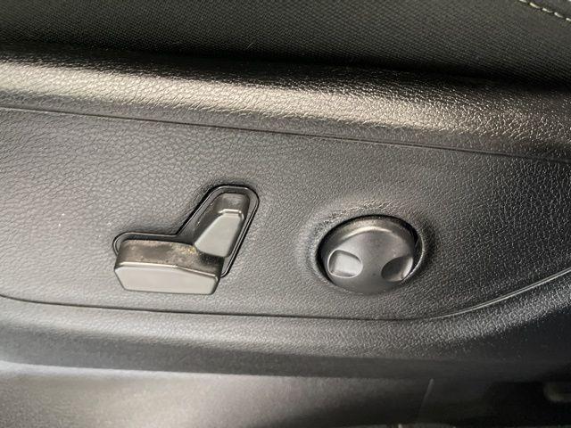 used 2022 Ram 1500 car, priced at $34,000