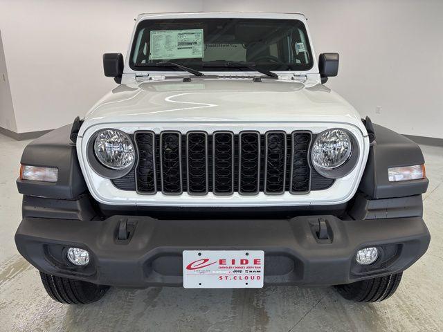 new 2025 Jeep Wrangler car, priced at $44,227