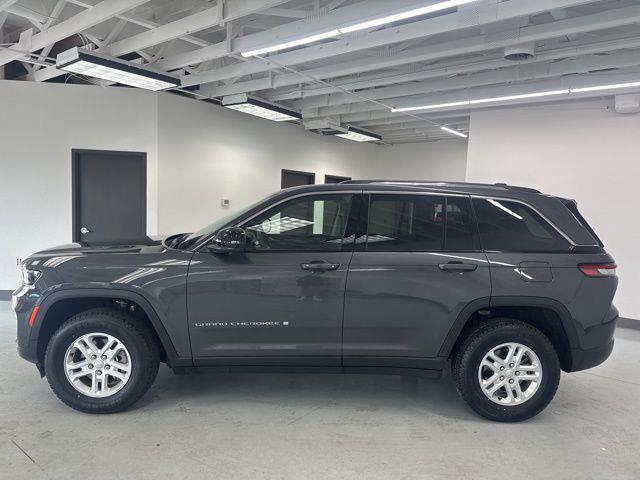 used 2022 Jeep Grand Cherokee car, priced at $27,000