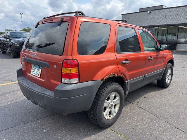 used 2006 Ford Escape car, priced at $4,000