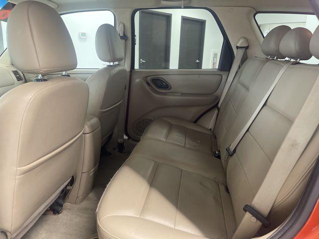 used 2006 Ford Escape car, priced at $4,000